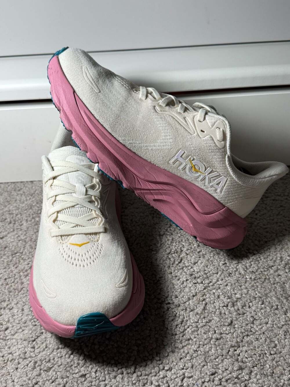 HOKA Clifton 9 Size 8.5 White Pink Running Shoes